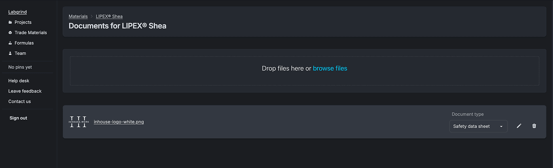 Screenshot of the new document upload page
